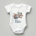 Body de bebé personalizado con diseño infantil_avion 2
