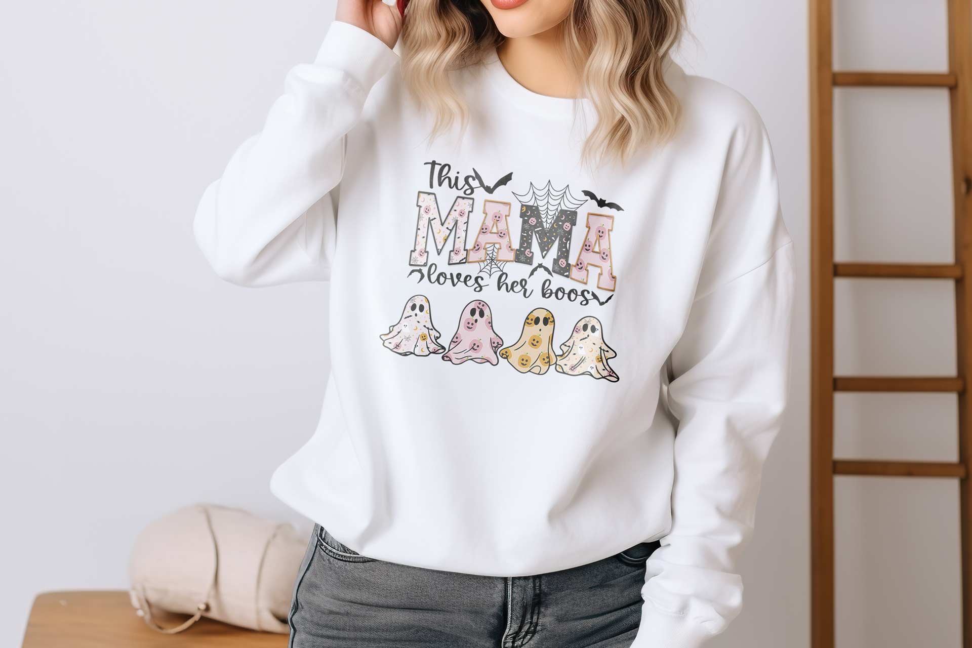Sudaderas personalizadas This Mama Loves Her Boos Embroider