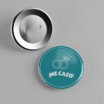 Chapa redonda personalizada con alfiler para bodas