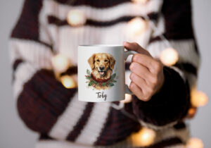 Taza Personalizada con perros navideños y nombre_Toby