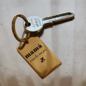 llavero-metal-personalizado-laser