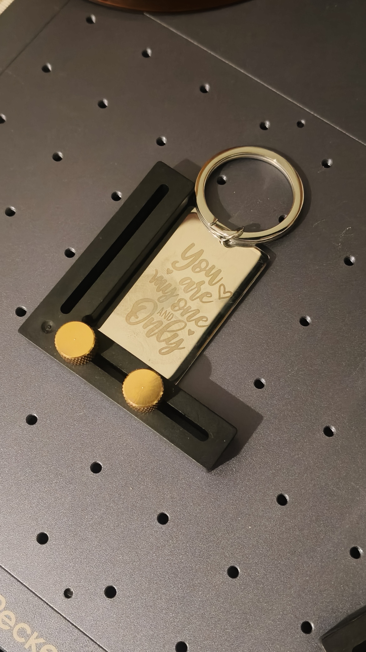 Llavero de metal personalizado con láser 3